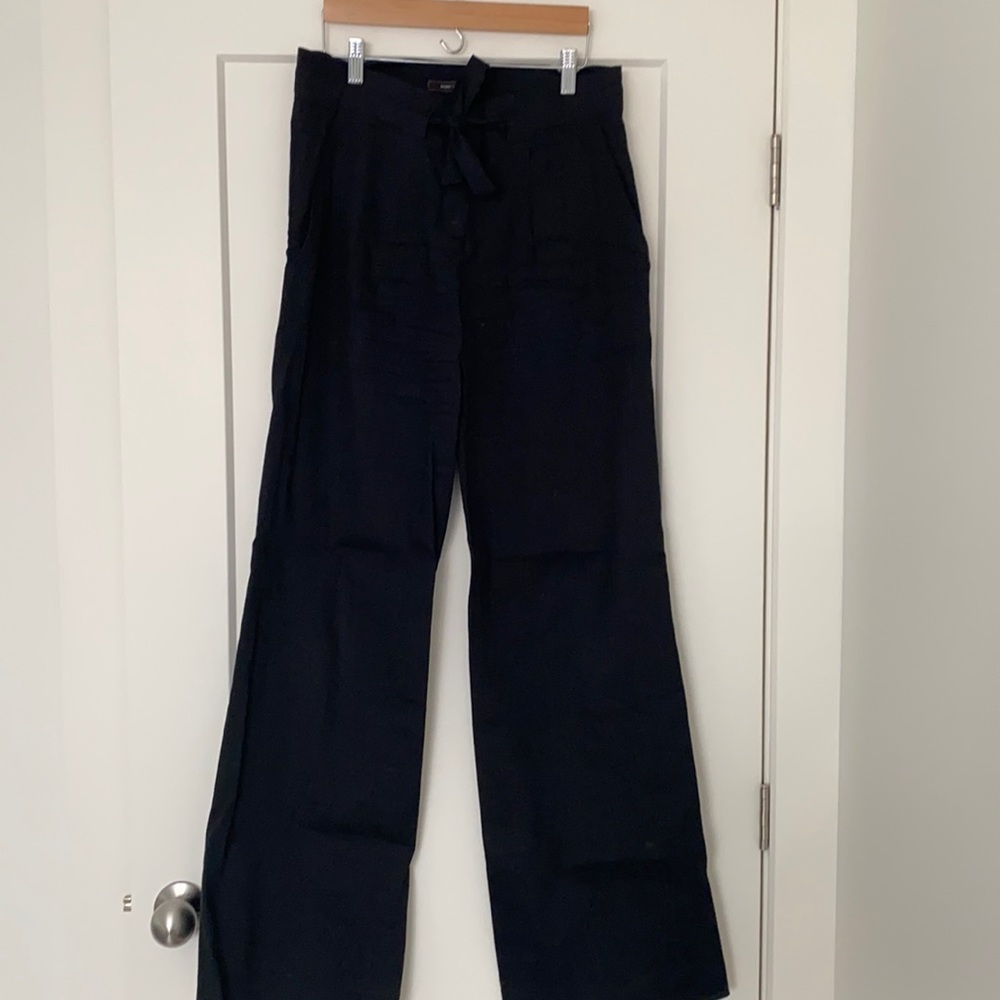 BCBG black linen pant